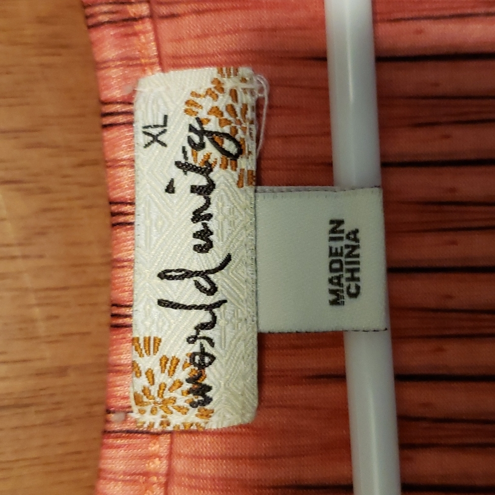 World Unity blouse - Picture 4 of 7